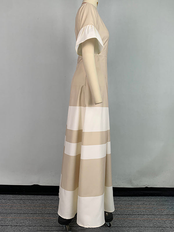 A-Line Flared Sleeves Contrast Color Pleated V-Neck Maxi Dresses